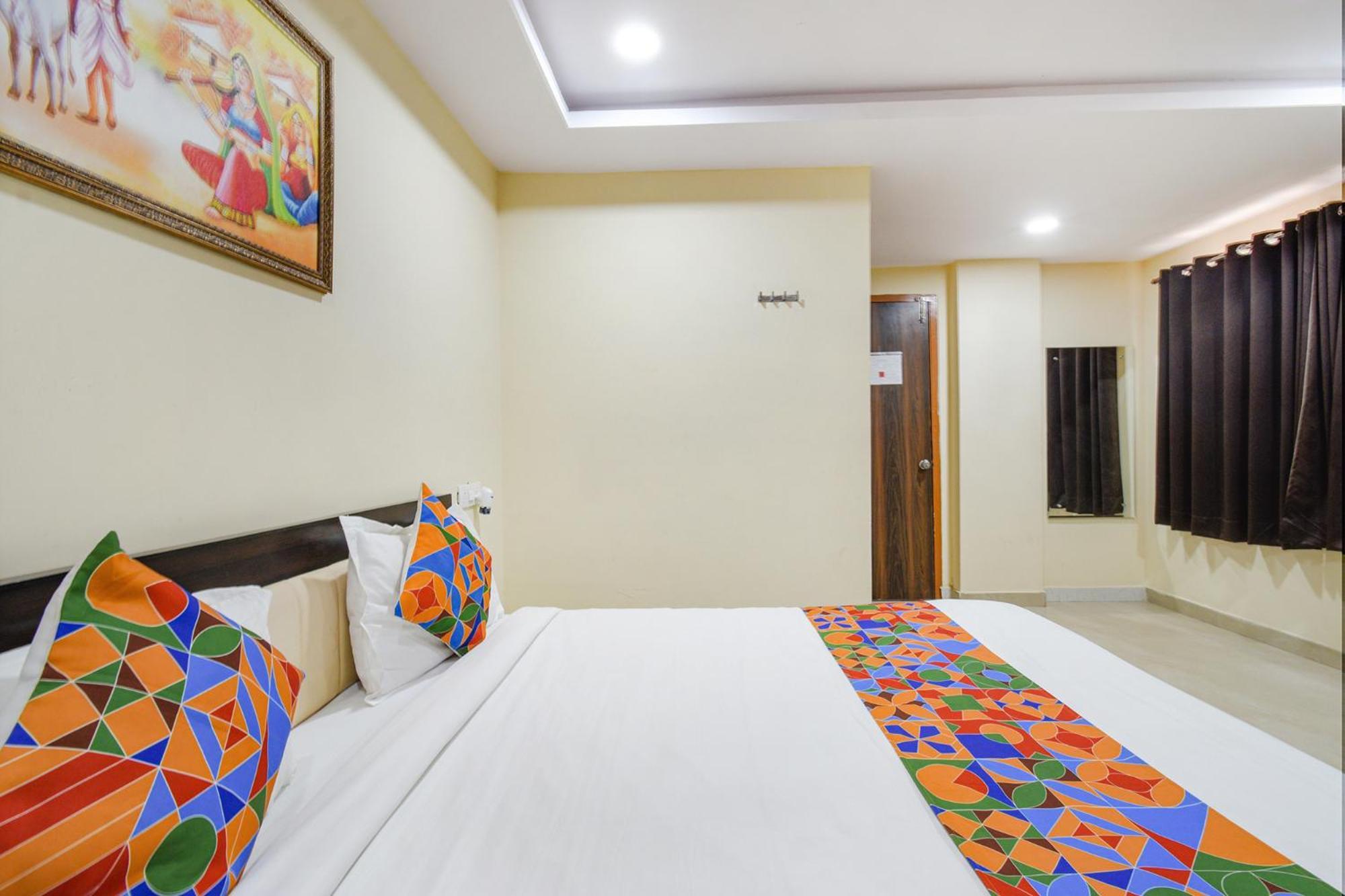 Fabhotel N Residency, Hitech City - 350M From Yashoda Hospital, Hitech City Haïdarabad Extérieur photo