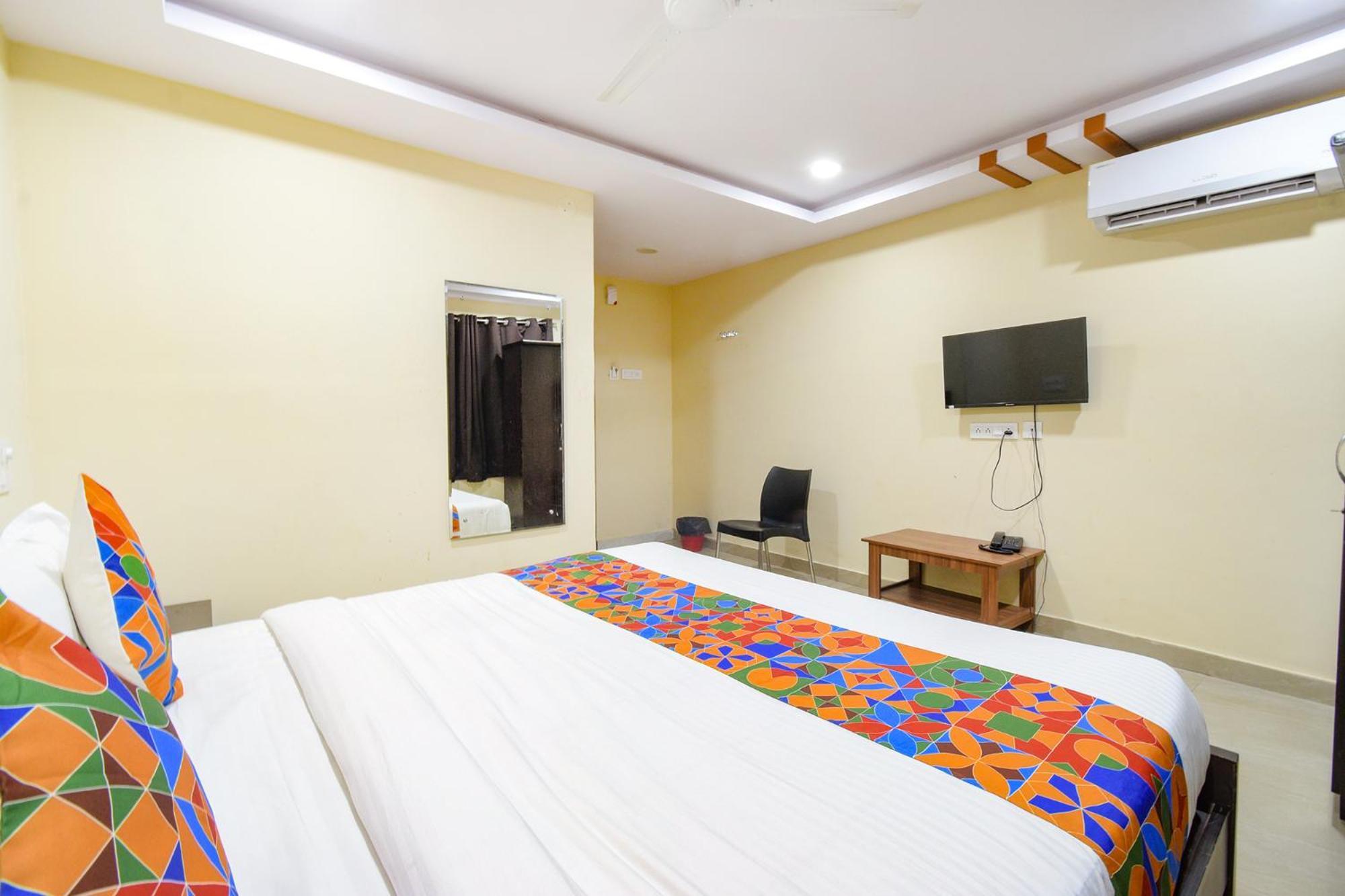 Fabhotel N Residency, Hitech City - 350M From Yashoda Hospital, Hitech City Haïdarabad Extérieur photo